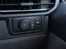 Ford Transit Custom 2.0 280 EcoBlue Limited Panel Van 5dr Diesel Auto L1 H1 Euro 6 (s/s) (136 ps) - U1797