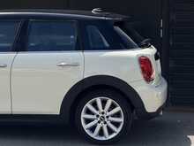 MINI Hatch 1.5 Cooper Classic Hatchback 5dr Petrol Manual Euro 6 (s/s) (136 ps) - U1798