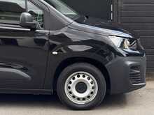 Peugeot Partner 1.5 BlueHDi 1000 Professional Premium + Standard Panel Van 5dr Diesel Manual SWB Euro 6 (s/s) (100 - U1805