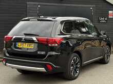 Mitsubishi Outlander 2.0h 12kWh 4h SUV 5dr Petrol Plug-in Hybrid CVT 4WD Euro 6 (s/s) (200 ps) - U1809