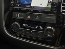 Mitsubishi Outlander 2.0h 12kWh 4h SUV 5dr Petrol Plug-in Hybrid CVT 4WD Euro 6 (s/s) (200 ps) - U1809