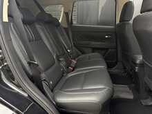Mitsubishi Outlander 2.0h 12kWh 4h SUV 5dr Petrol Plug-in Hybrid CVT 4WD Euro 6 (s/s) (200 ps) - U1809