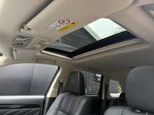 Mitsubishi Outlander 2.0h 12kWh 4h SUV 5dr Petrol Plug-in Hybrid CVT 4WD Euro 6 (s/s) (200 ps) - U1809