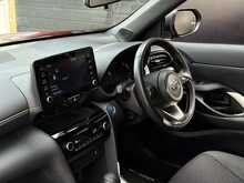 Toyota Yaris Cross 1.5 VVT-h Design SUV 5dr Petrol Hybrid E-CVT Euro 6 (s/s) (116 ps) - U1814