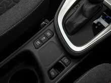 Toyota Yaris Cross 1.5 VVT-h Design SUV 5dr Petrol Hybrid E-CVT Euro 6 (s/s) (116 ps) - U1814