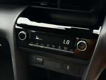 Toyota Yaris Cross 1.5 VVT-h Design SUV 5dr Petrol Hybrid E-CVT Euro 6 (s/s) (116 ps) - U1814