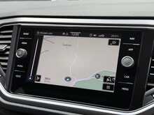 Volkswagen T-Roc 1.5 TSI EVO Active SUV 5dr Petrol Manual Euro 6 (s/s) (150 ps) - U1815