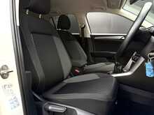 Volkswagen T-Roc 1.5 TSI EVO Active SUV 5dr Petrol Manual Euro 6 (s/s) (150 ps) - U1815