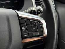 Land Rover Discovery Sport 2.0 TD4 HSE SUV 5dr Diesel Auto 4WD Euro 6 (s/s) (180 ps) - U1817