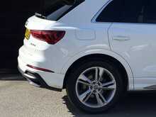 Audi Q3 1.5 TFSI CoD 35 S line SUV 5dr Petrol S Tronic Euro 6 (s/s) (150 ps) - U1831