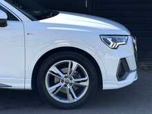 Audi Q3 1.5 TFSI CoD 35 S line SUV 5dr Petrol S Tronic Euro 6 (s/s) (150 ps) - U1831