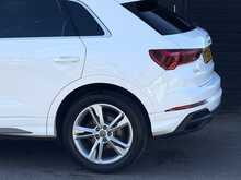 Audi Q3 1.5 TFSI CoD 35 S line SUV 5dr Petrol S Tronic Euro 6 (s/s) (150 ps) - U1831