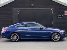 Mercedes-Benz C Class 2.1 C220d AMG Line (Premium Plus) Coupe 2dr Diesel G-Tronic+ Euro 6 (s/s) (170 ps) - U1833