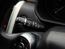 Land Rover Discovery 3.0 TD V6 HSE Luxury SUV 5dr Diesel Auto 4WD Euro 6 (s/s) (258 ps) - U1834