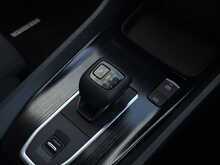 Nissan Qashqai 1.3 DIG-T MHEV Acenta Premium SUV 5dr Petrol Hybrid XTRON Euro 6 (s/s) (158 ps) - U1839