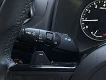 Nissan Qashqai 1.3 DIG-T MHEV Acenta Premium SUV 5dr Petrol Hybrid XTRON Euro 6 (s/s) (158 ps) - U1839