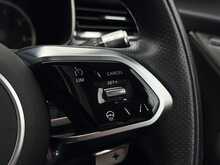 Jaguar F-PACE 2.0 P250i R-Dynamic SE SUV 5dr Petrol Auto AWD Euro 6 (s/s) (250 ps) - U1845