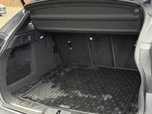 Jaguar F-PACE 2.0 P250i R-Dynamic SE SUV 5dr Petrol Auto AWD Euro 6 (s/s) (250 ps) - U1845