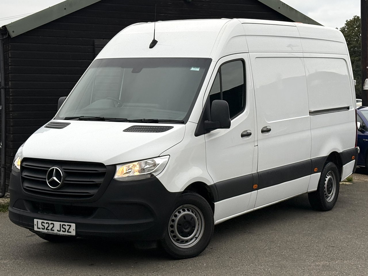 Used 2022 Mercedes-Benz Sprinter 2.0 315 CDI Progressive Panel Van 5dr ...