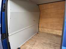 Volkswagen Transporter 2.0 TDI T28 Highline Panel Van 5dr Diesel DSG FWD SWB Euro 6 (s/s) (150 ps) - U1847