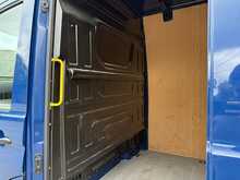 Volkswagen Crafter 2.0 TDI CR35 Trendline Panel Van 5dr Diesel Manual FWD MWB Euro 6 (s/s) (140 ps) - U1850