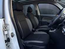 Citroen C3 Picasso 1.6 HDi Selection MPV 5dr Diesel Manual Euro 5 (90 ps) - U1852