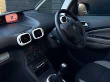 Citroen C3 Picasso 1.6 HDi Selection MPV 5dr Diesel Manual Euro 5 (90 ps) - U1852