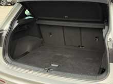 Volkswagen Tiguan 2.0 TDI R-Line Tech SUV 5dr Diesel DSG Euro 6 (s/s) (150 ps) - U1856
