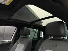 Volkswagen Tiguan 2.0 TDI R-Line Tech SUV 5dr Diesel DSG Euro 6 (s/s) (150 ps) - U1856