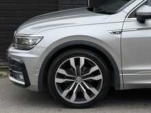 Volkswagen Tiguan 2.0 TDI R-Line Tech SUV 5dr Diesel DSG Euro 6 (s/s) (150 ps) - U1856