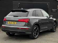 Audi Q5 2.0 TDI 40 Black Edition SUV 5dr Diesel S Tronic quattro Euro 6 (s/s) (190 ps) - U1857