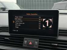 Audi Q5 2.0 TDI 40 Black Edition SUV 5dr Diesel S Tronic quattro Euro 6 (s/s) (190 ps) - U1857