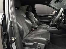 Audi Q5 2.0 TDI 40 Black Edition SUV 5dr Diesel S Tronic quattro Euro 6 (s/s) (190 ps) - U1857
