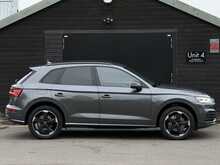 Audi Q5 2.0 TDI 40 Black Edition SUV 5dr Diesel S Tronic quattro Euro 6 (s/s) (190 ps) - U1857