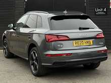 Audi Q5 2.0 TDI 40 Black Edition SUV 5dr Diesel S Tronic quattro Euro 6 (s/s) (190 ps) - U1857