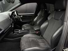 Audi Q5 2.0 TDI 40 Black Edition SUV 5dr Diesel S Tronic quattro Euro 6 (s/s) (190 ps) - U1857