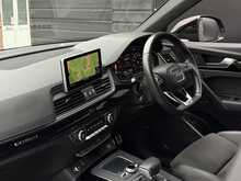 Audi Q5 2.0 TDI 40 Black Edition SUV 5dr Diesel S Tronic quattro Euro 6 (s/s) (190 ps) - U1857