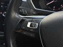 Volkswagen Tiguan 2.0 TDI SEL SUV 5dr Diesel DSG 4Motion Euro 6 (s/s) (150 ps) - U1858