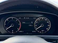 Volkswagen Tiguan 2.0 TDI SEL SUV 5dr Diesel DSG 4Motion Euro 6 (s/s) (150 ps) - U1858