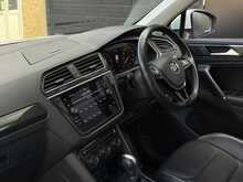 Volkswagen Tiguan 2.0 TDI SEL SUV 5dr Diesel DSG 4Motion Euro 6 (s/s) (150 ps) - U1858