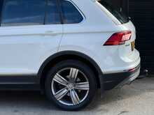 Volkswagen Tiguan 2.0 TDI SEL SUV 5dr Diesel DSG 4Motion Euro 6 (s/s) (150 ps) - U1858