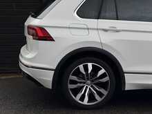Volkswagen Tiguan 2.0 TDI R-Line SUV 5dr Diesel DSG Euro 6 (s/s) (150 ps) - U1861