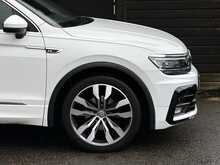Volkswagen Tiguan 2.0 TDI R-Line SUV 5dr Diesel DSG Euro 6 (s/s) (150 ps) - U1861