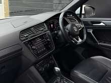 Volkswagen Tiguan 2.0 TDI R-Line SUV 5dr Diesel DSG Euro 6 (s/s) (150 ps) - U1861