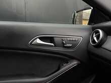 Mercedes-Benz GLA 2.1 GLA220d AMG Line (Premium Plus) SUV 5dr Diesel 7G-DCT 4MATIC Euro 6 (s/s) (177 ps) - U1862