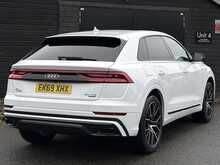 Audi Q8 3.0 TDI V6 50 Vorsprung SUV 5dr Diesel Tiptronic quattro Euro 6 (s/s) (286 ps) - U1863