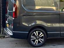 Renault Trafic 2.0 dCi Blue LL30 Sport+ Crew Van Double Cab 6dr Diesel Manual L2 H1 Euro 6 (s/s) (150 ps) - U1864