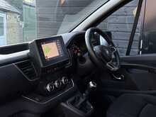 Renault Trafic 2.0 dCi Blue LL30 Sport+ Crew Van Double Cab 6dr Diesel Manual L2 H1 Euro 6 (s/s) (150 ps) - U1864