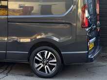 Renault Trafic 2.0 dCi Blue LL30 Sport+ Crew Van Double Cab 6dr Diesel Manual L2 H1 Euro 6 (s/s) (150 ps) - U1864
