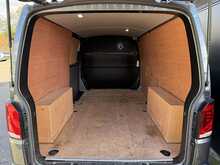 Volkswagen Transporter 2.0 TDI T30 Highline Panel Van 5dr Diesel DSG FWD LWB Euro 6 (s/s) (150 ps) - U1868